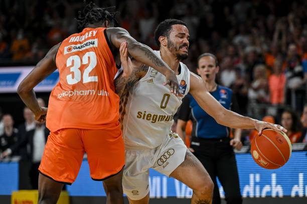 于在复杂的 于在复杂的