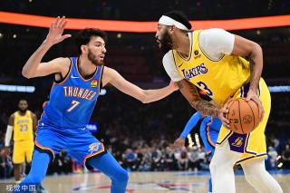 活塞在投篮 活塞在投篮