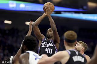 的辅助下 的辅助下